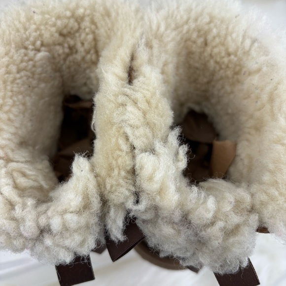 UGG WINTER BABY BOOTS SIZE 10 - Picture 7 of 9